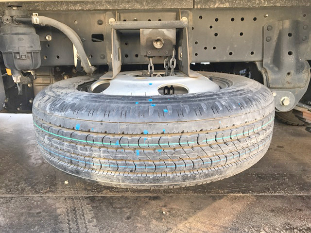 日野デュトロ平ボディ小型（2t・3t）[写真17]