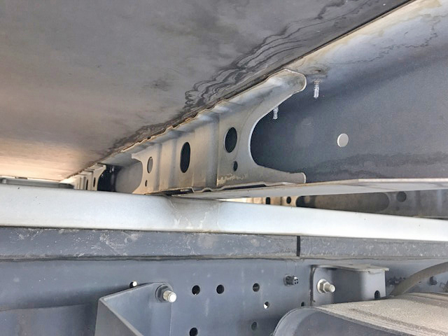 日野デュトロ平ボディ小型（2t・3t）[写真23]