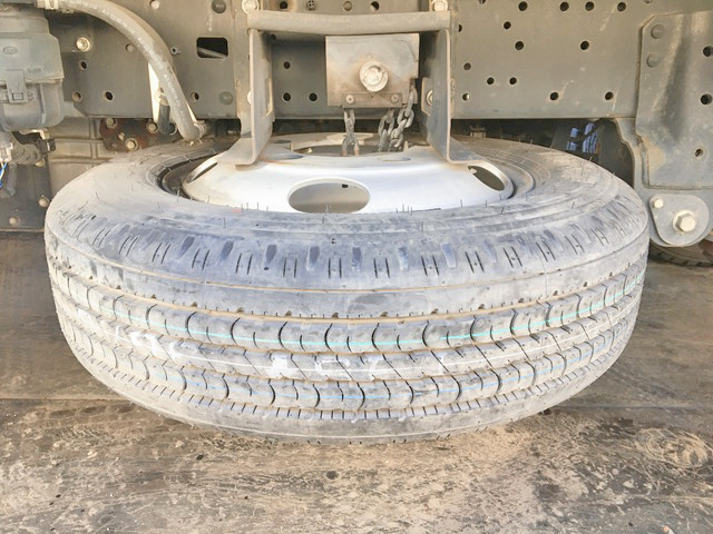 日野デュトロ平ボディ小型（2t・3t）[写真20]