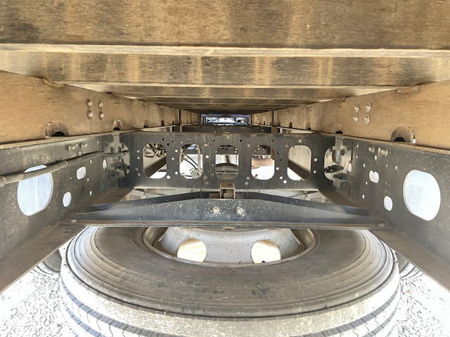 いすゞフォワードクレーン4段中型（4t）[写真25]