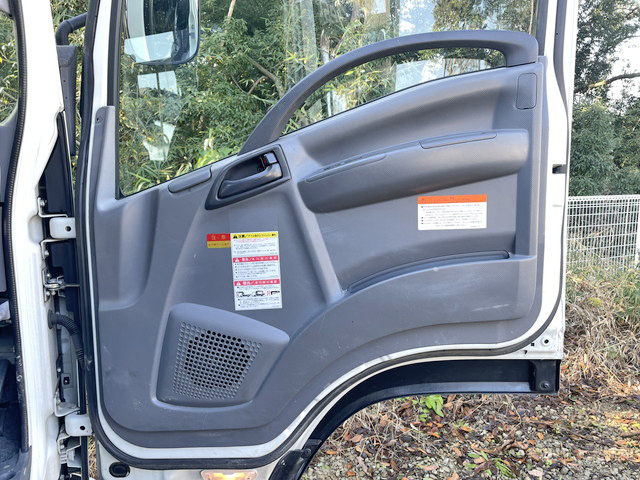 いすゞフォワードクレーン4段中型（4t）[写真31]