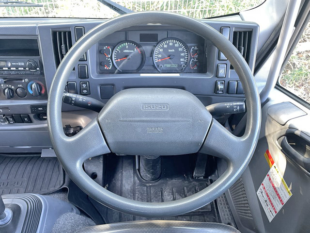 いすゞフォワードクレーン4段中型（4t）[写真37]