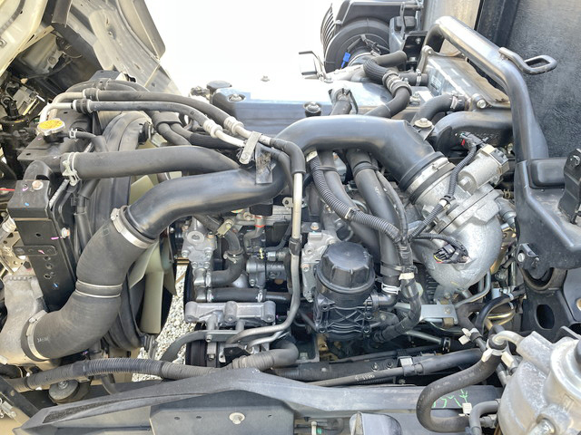 いすゞフォワード平ボディ増トン（6t・8t）[写真27]