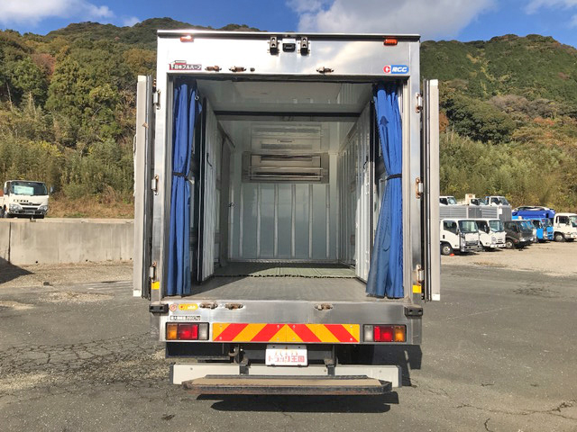 いすゞエルフ冷凍車（冷蔵車）小型（2t・3t）[写真13]