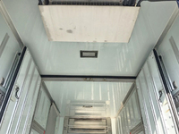 いすゞエルフ冷凍車（冷蔵車）小型（2t・3t）[写真15]