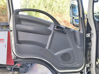 いすゞエルフ冷凍車（冷蔵車）小型（2t・3t）[写真30]