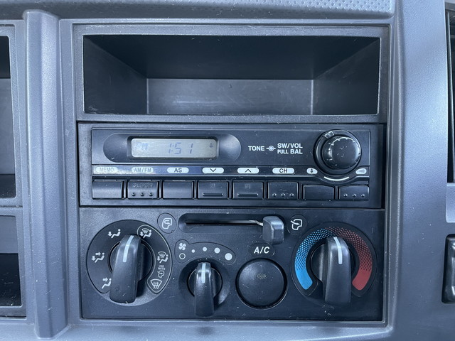 いすゞフォワードクレーン4段中型（4t）[写真37]