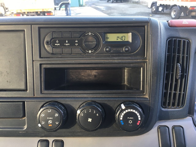 三菱ふそうキャンターダンプ小型（2t・3t）[写真36]