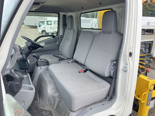 日野デュトロクレーン3段小型（2t・3t）[写真33]