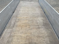 日野レンジャーアルミブロック中型（4t）[写真12]