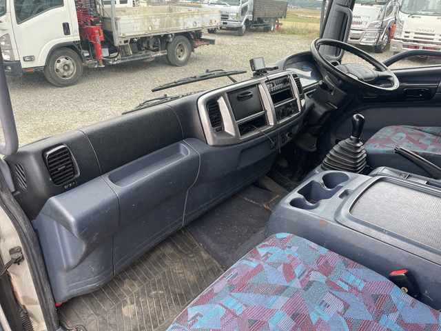 日野レンジャーアルミブロック中型（4t）[写真27]