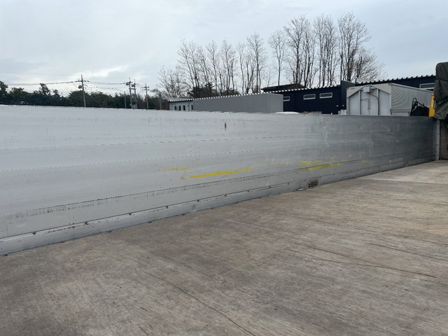 日野レンジャーアルミブロック中型（4t）[写真09]