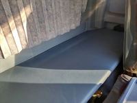 日野レンジャーユニック4段中型（4t）[写真33]