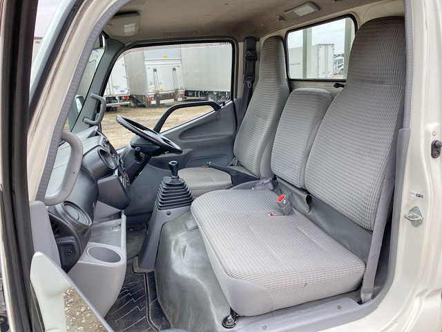 日野デュトロ平ボディ小型（2t・3t）[写真31]