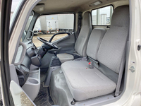 日野デュトロ平ボディ小型（2t・3t）[写真31]