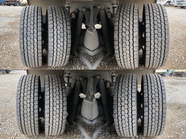 UDトラックスクオンアルミウイング大型（10t）[写真18]