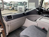 UDトラックスクオンアルミウイング大型（10t）[写真31]