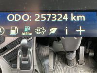 UDトラックスクオンアルミウイング大型（10t）[写真36]