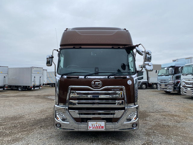 UDトラックスクオンアルミウイング大型（10t）[写真06]