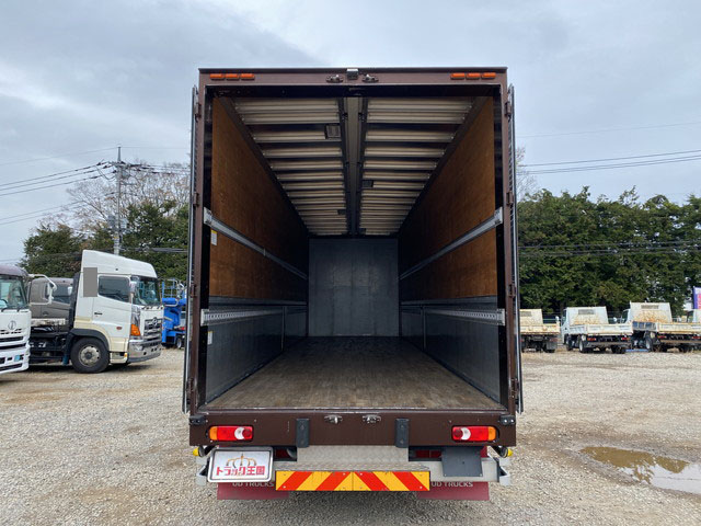 UDトラックスクオンアルミウイング大型（10t）[写真09]