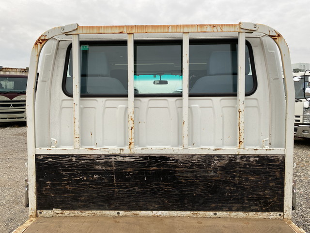 いすゞエルフダブルキャブ（Wキャブ）小型（2t・3t）[写真12]