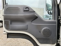 いすゞエルフダブルキャブ（Wキャブ）小型（2t・3t）[写真19]