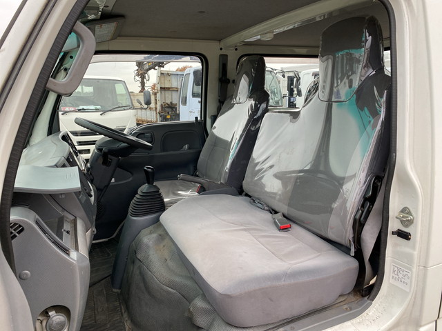 いすゞエルフダブルキャブ（Wキャブ）小型（2t・3t）[写真23]