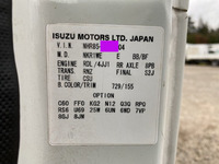 いすゞエルフダブルキャブ（Wキャブ）小型（2t・3t）[写真38]