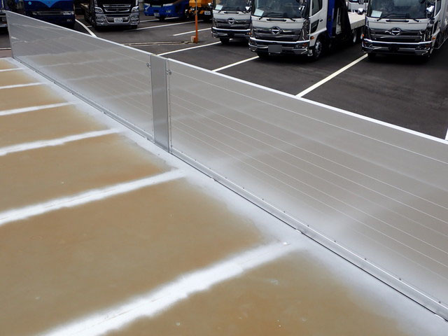 日野プロフィアアルミブロック大型（10t）[写真10]