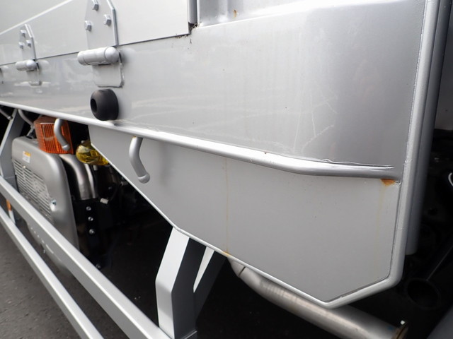 日野プロフィアアルミブロック大型（10t）[写真16]