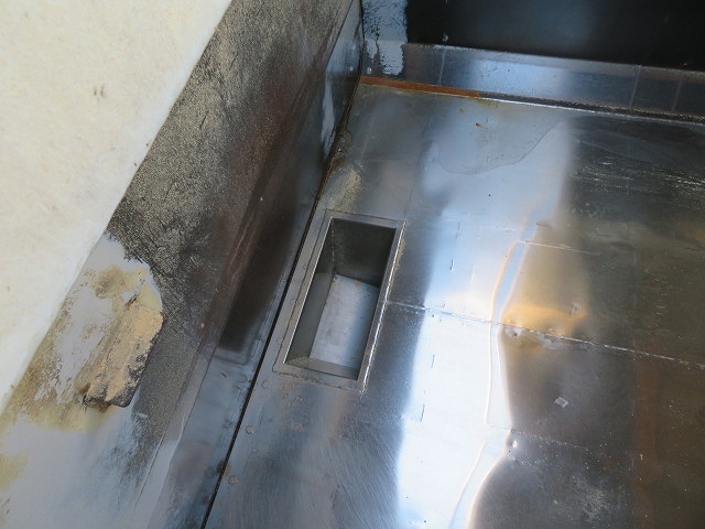 三菱ふそうスーパーグレート深ダンプ（土砂禁ダンプ）大型（10t）[写真25]