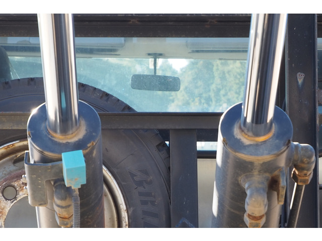 日野レンジャーフックロール中型（4t）[写真18]