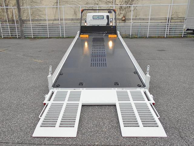 三菱ふそうキャンターセーフティローダー小型（2t・3t）[写真10]