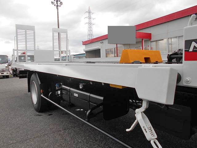 三菱ふそうキャンターセーフティローダー小型（2t・3t）[写真11]