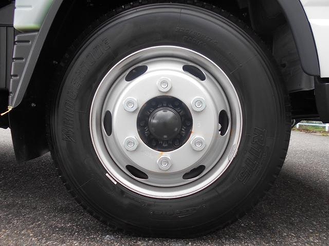 三菱ふそうキャンターセーフティローダー小型（2t・3t）[写真23]