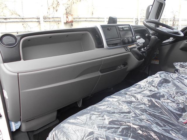 三菱ふそうキャンターセーフティローダー小型（2t・3t）[写真27]