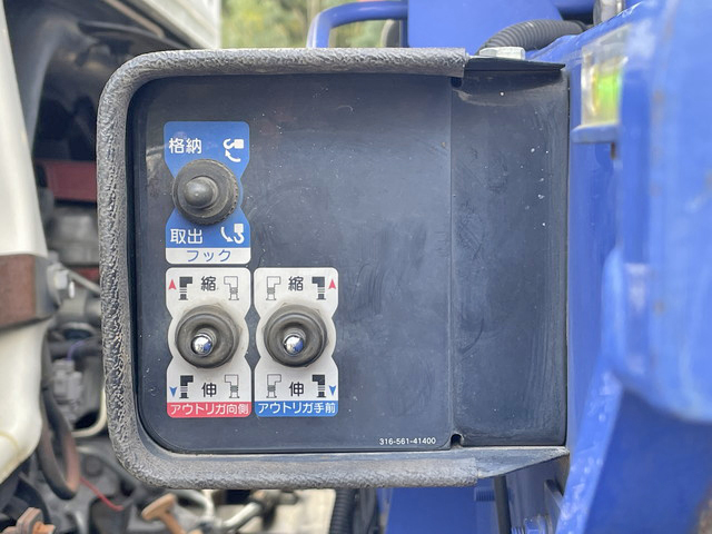 日野デュトロクレーン4段小型（2t・3t）[写真19]