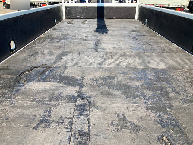 いすゞエルフクレーン4段小型（2t・3t）[写真11]