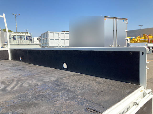 いすゞエルフクレーン4段小型（2t・3t）[写真13]