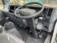 いすゞエルフクレーン4段小型（2t・3t）[写真31]