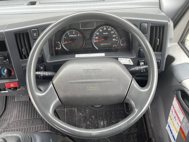 いすゞエルフクレーン4段小型（2t・3t）[写真33]