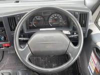 いすゞエルフクレーン4段小型（2t・3t）[写真33]