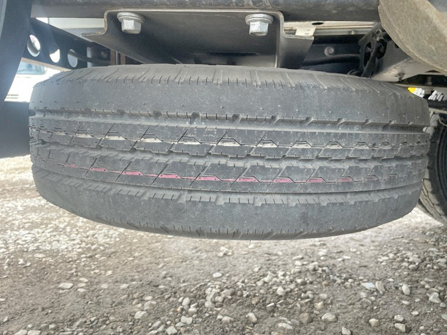 日野デュトロ平ボディ小型（2t・3t）[写真18]