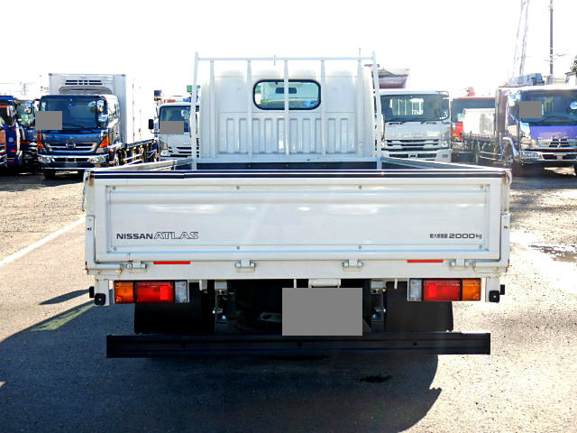 UDトラックスアトラス平ボディ小型（2t・3t）[写真04]