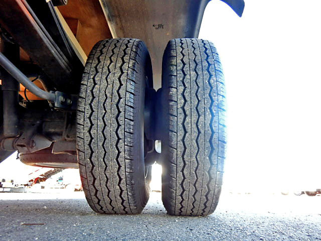 UDトラックスアトラス平ボディ小型（2t・3t）[写真09]