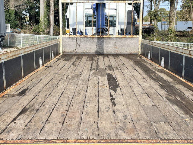 いすゞフォワードクレーン4段中型（4t）[写真11]