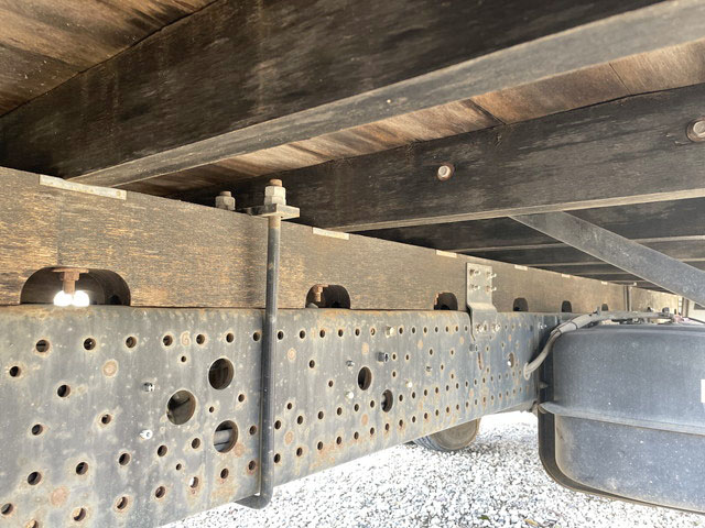 いすゞフォワードクレーン4段中型（4t）[写真25]