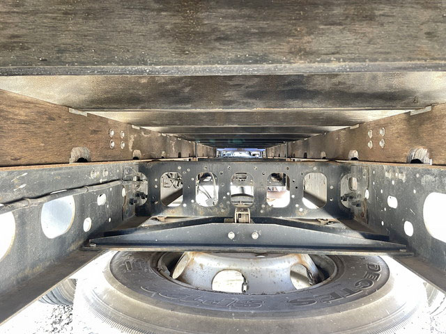 いすゞフォワードクレーン4段中型（4t）[写真26]