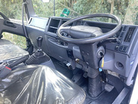 いすゞフォワードクレーン4段中型（4t）[写真32]