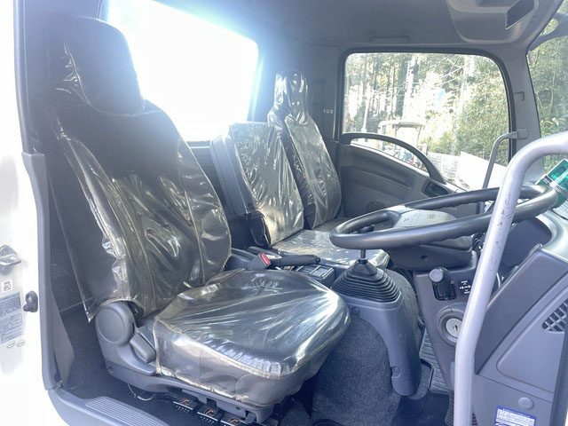 いすゞフォワードクレーン4段中型（4t）[写真33]